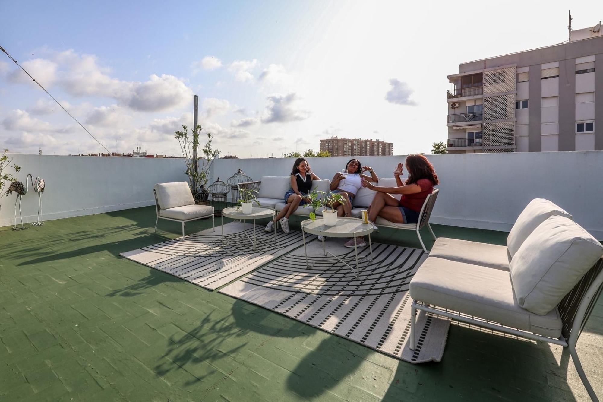 Malvarrosa Apartment